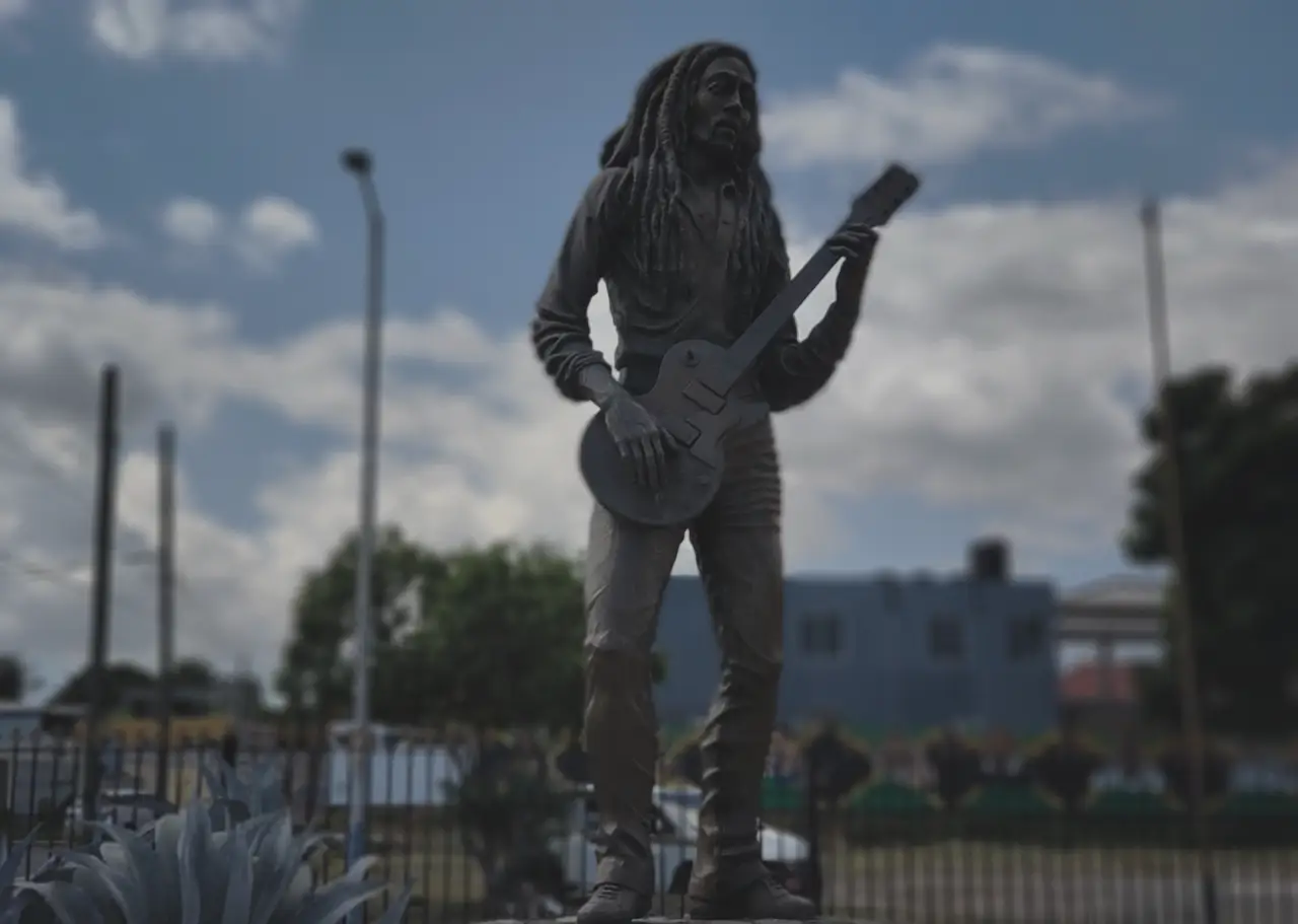 Bob Marley Statue